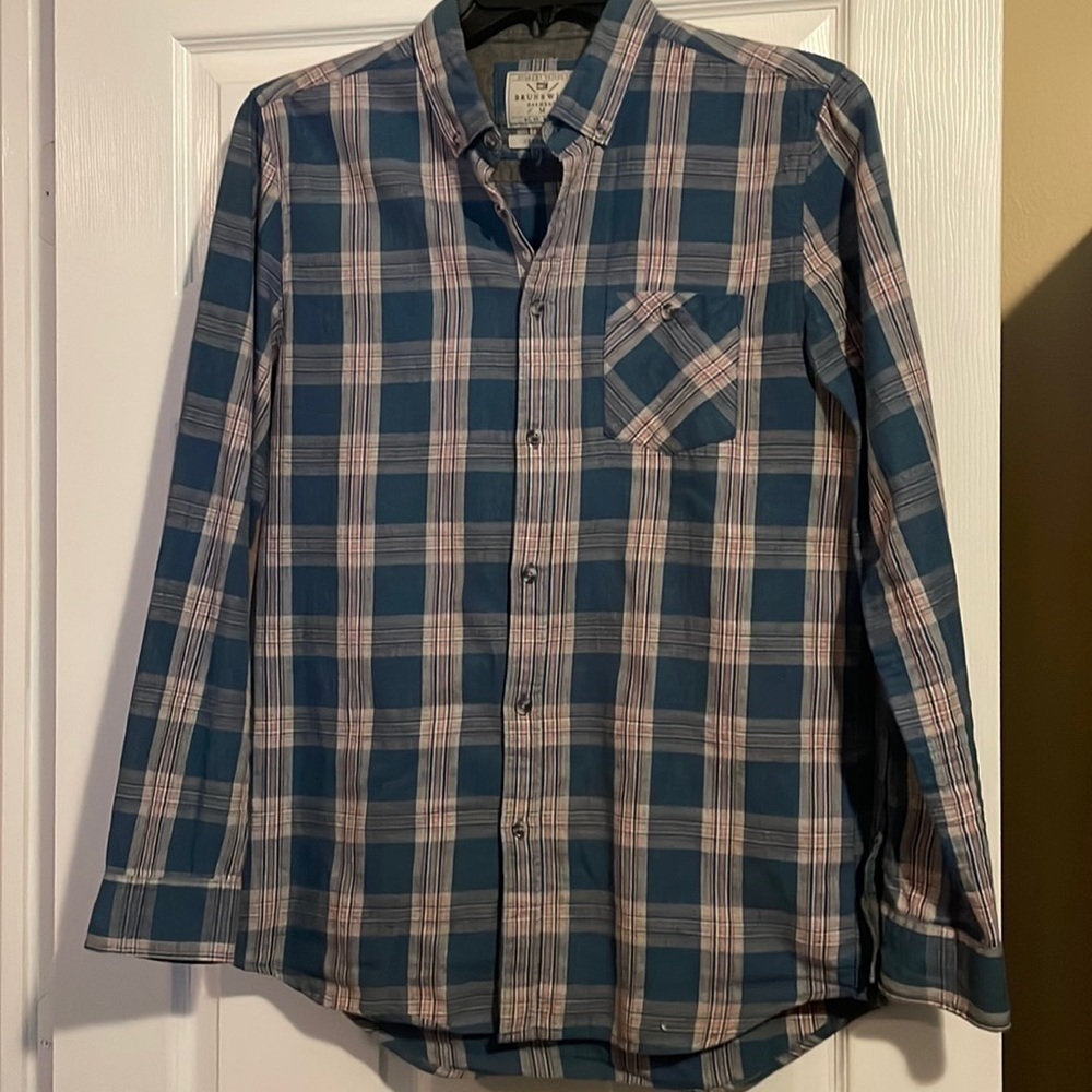 Brunswick Garments long sleeve button down shirt size medium